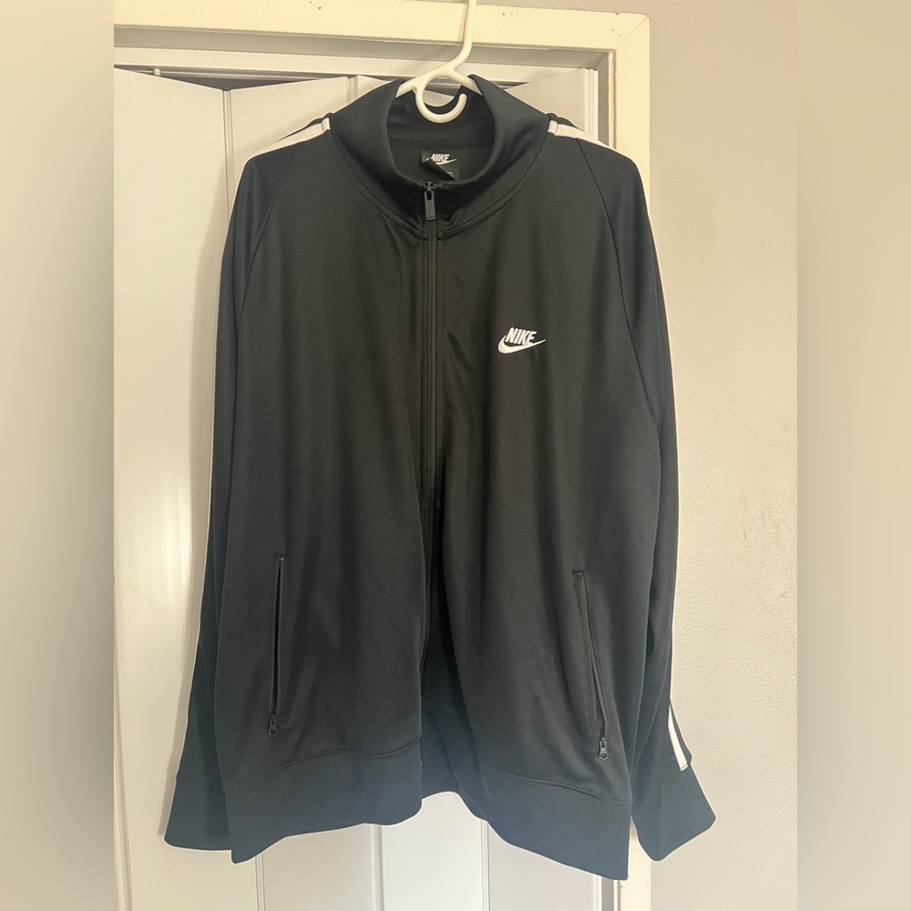 Nike zip up
